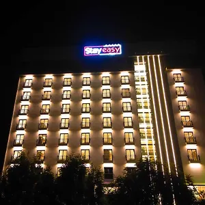  Hotel Easy
